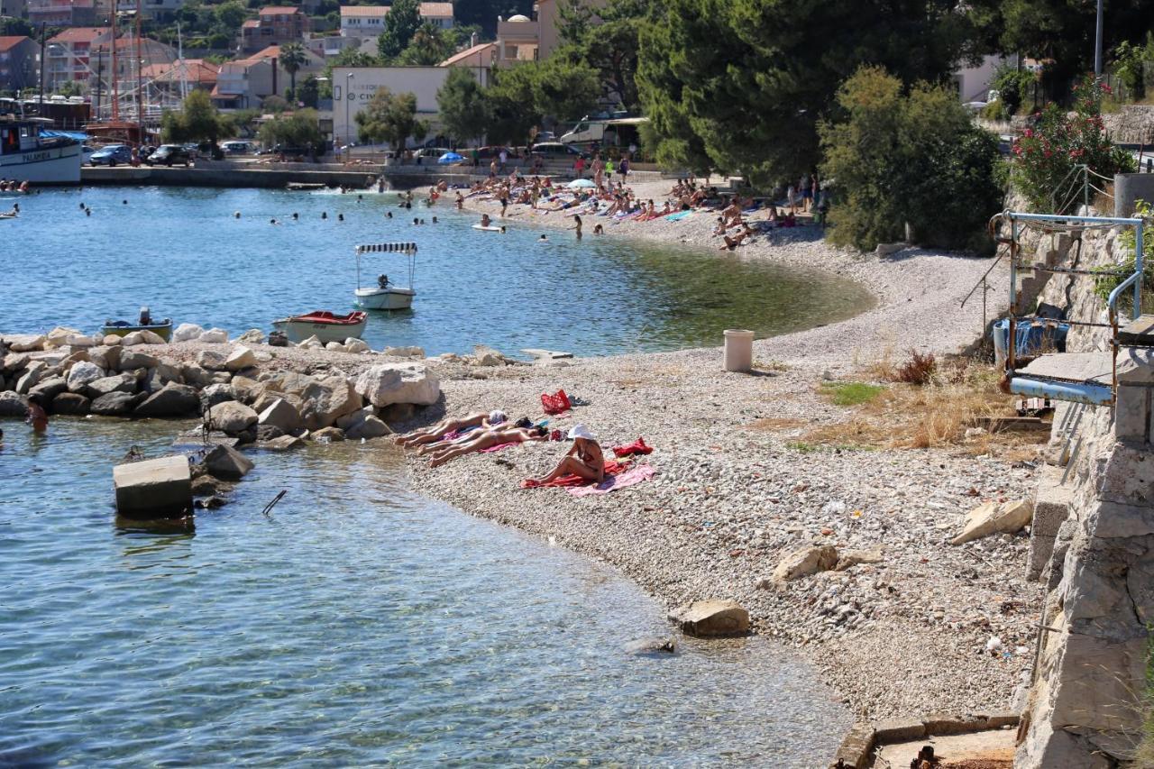 Apartments By The Sea Krilo Jesenice, Omis - 15145 耶塞尼采 外观 照片