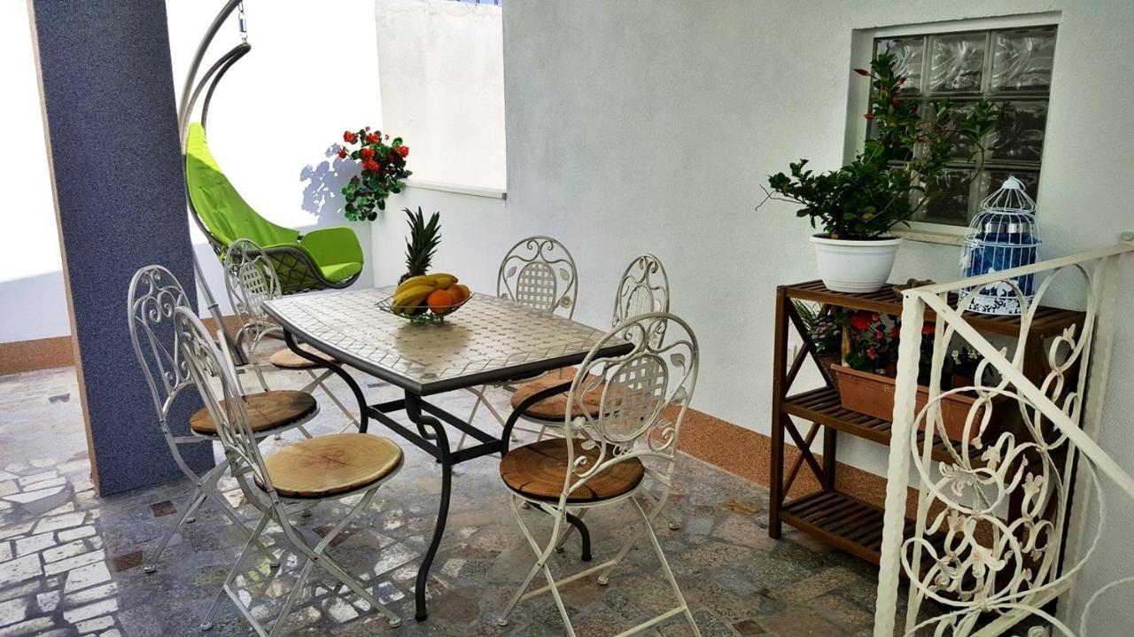 Apartments By The Sea Krilo Jesenice, Omis - 15145 耶塞尼采 外观 照片
