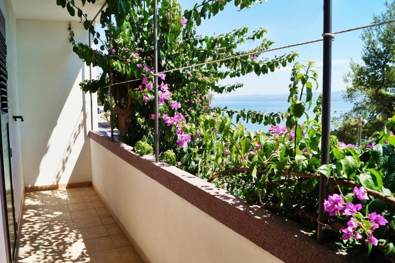 Apartments By The Sea Krilo Jesenice, Omis - 15145 耶塞尼采 外观 照片