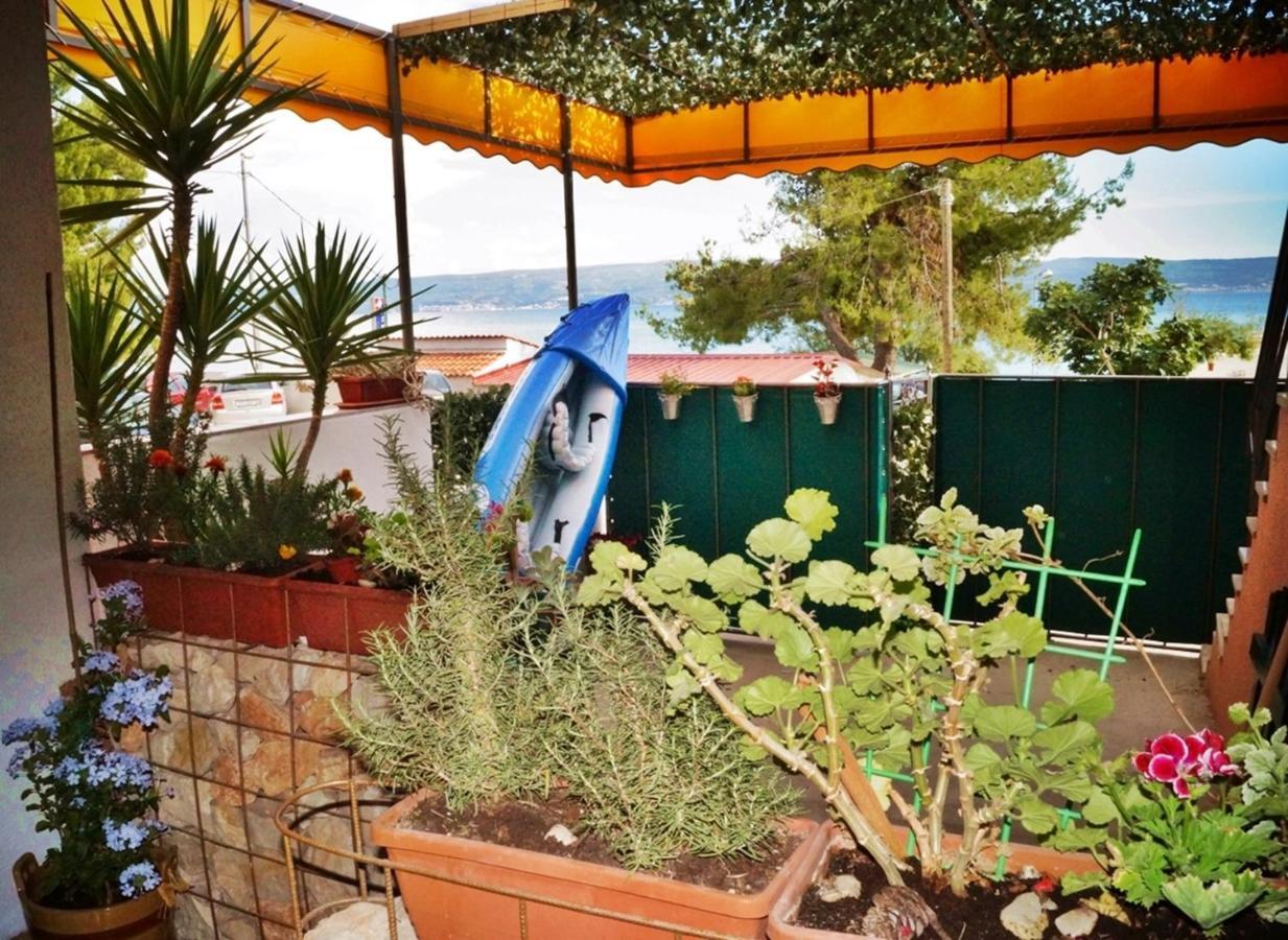 Apartments By The Sea Krilo Jesenice, Omis - 15145 耶塞尼采 外观 照片