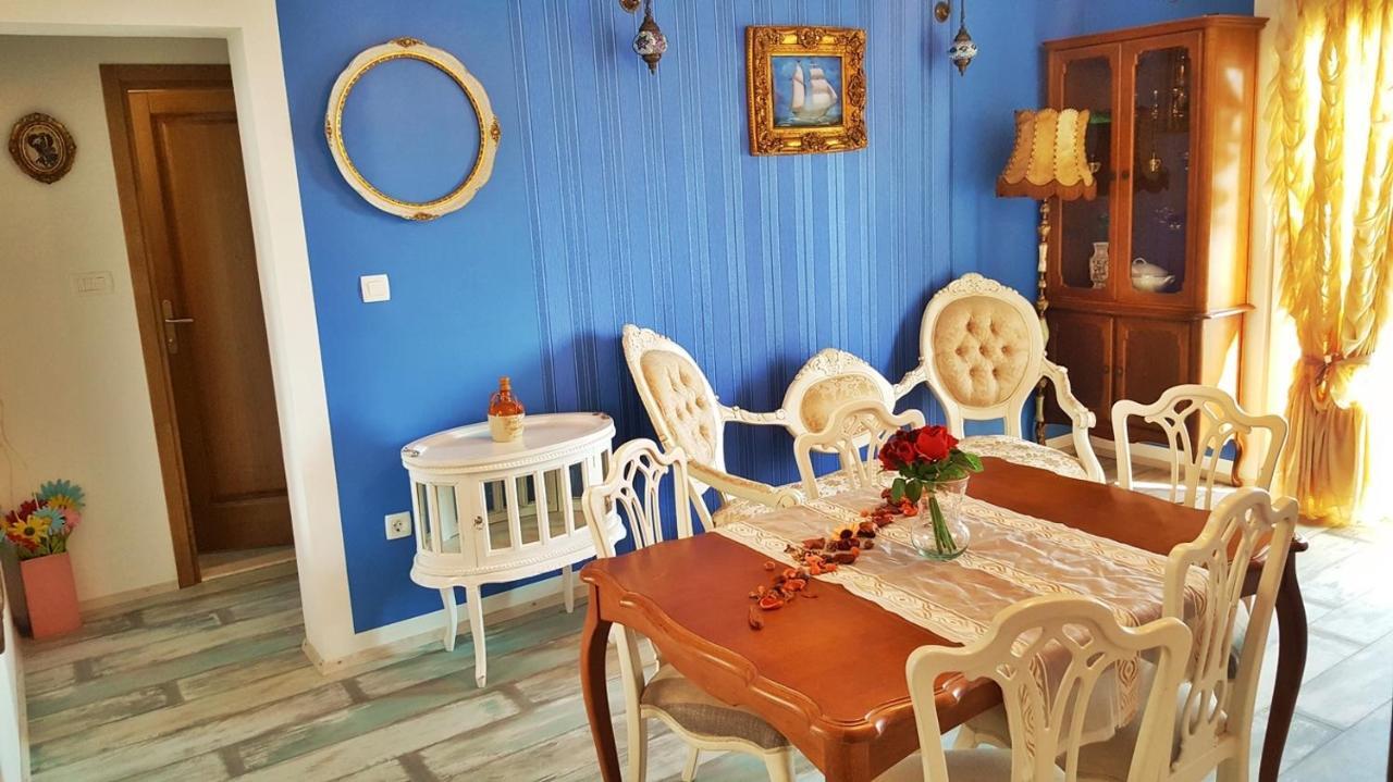 Apartments By The Sea Krilo Jesenice, Omis - 15145 耶塞尼采 外观 照片
