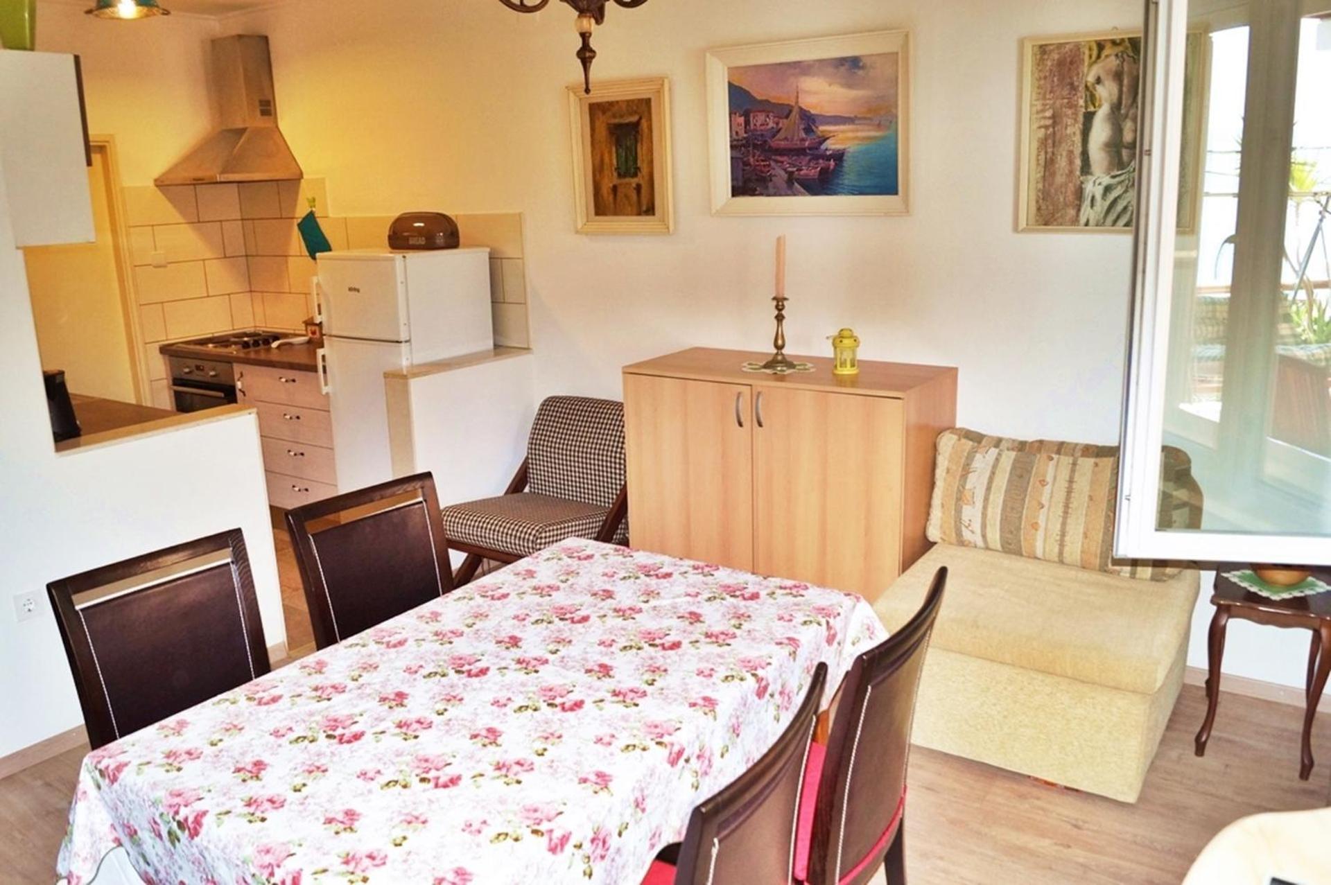 Apartments By The Sea Krilo Jesenice, Omis - 15145 耶塞尼采 客房 照片