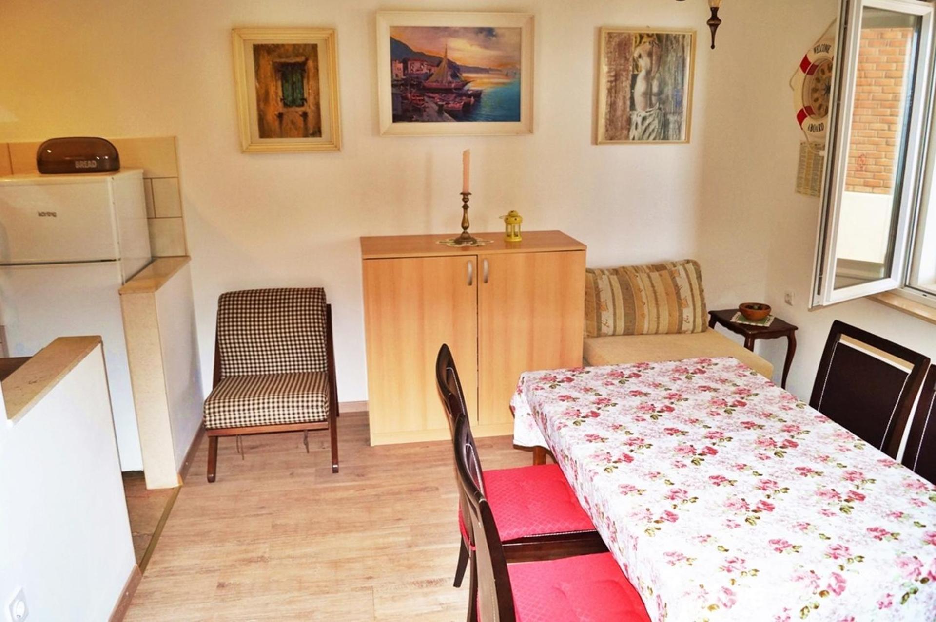 Apartments By The Sea Krilo Jesenice, Omis - 15145 耶塞尼采 客房 照片